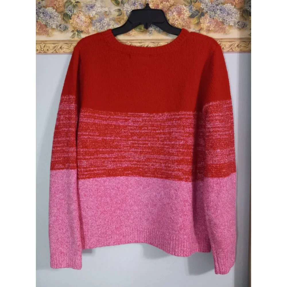 Cupcakes And Cashmere XL Red Pink Ombre Barbiecore Comfy Knit Pullover Sweater - Picture 3 of 3